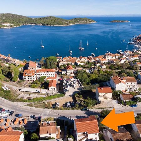 Apartments Jaksa Vis Eksteriør billede